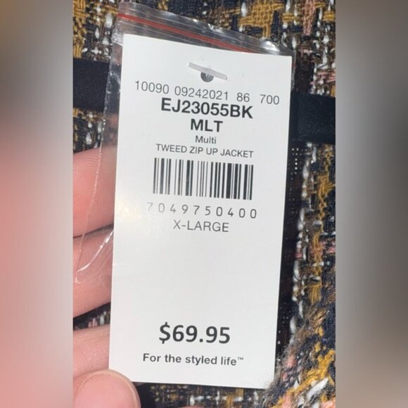 Buckle Multicolor Tweed Blazer - Picture 2 of 7